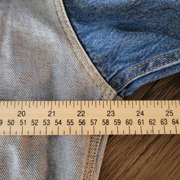 NEW Levi’s Inside Out 90’s Trucker Jean Jacket Two Toned Denim Oversized Sz L - Picture 8 of 10